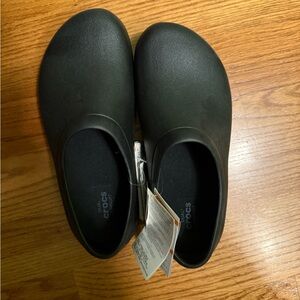 CROCS Classic Black Clogs